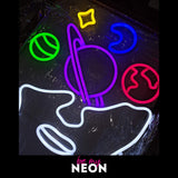 "Space Brain - Art" Leuchtmotiv aus LED Neon