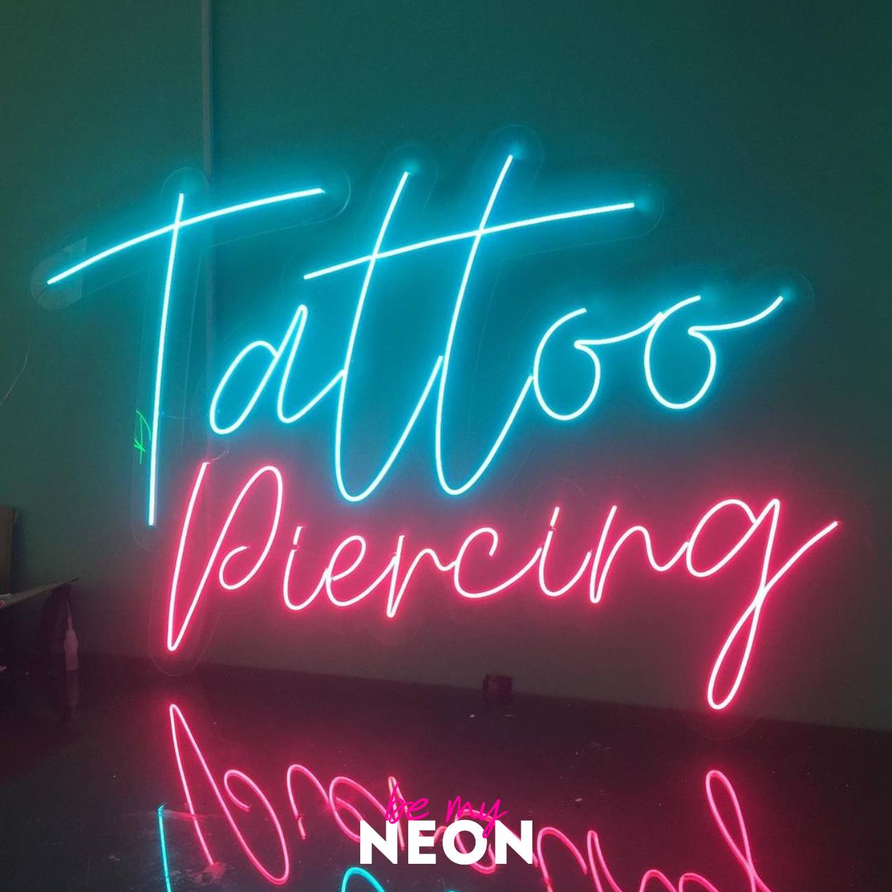 "Tattoo Piercing" LED Neonschild