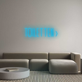 Personalisiertes Neonschild: TOILETTEN >