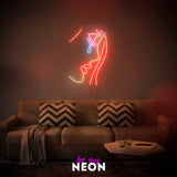 "Crying Girl" Leuchtmotiv aus LED Neon