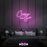 "Crazy In Love" Leuchtschrift aus LED Neon