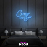 "Crazy In Love" Leuchtschrift aus LED Neon