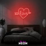 "In Love" Leuchtmotiv aus LED Neon