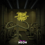 "Train Hard - Gym Fitness" LED Neonschild