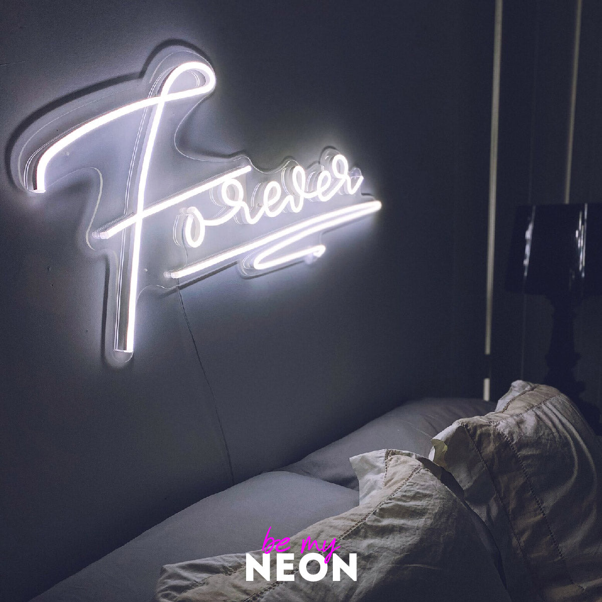 "Forever" Liebes - Leuchtmotiv aus LED Neon
