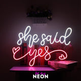 "she said yes!" Hochzeits - Leuchtmotiv aus LED Neon