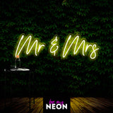 "Mr & Mrs" Hochzeits - Leuchtmotiv aus LED Neon