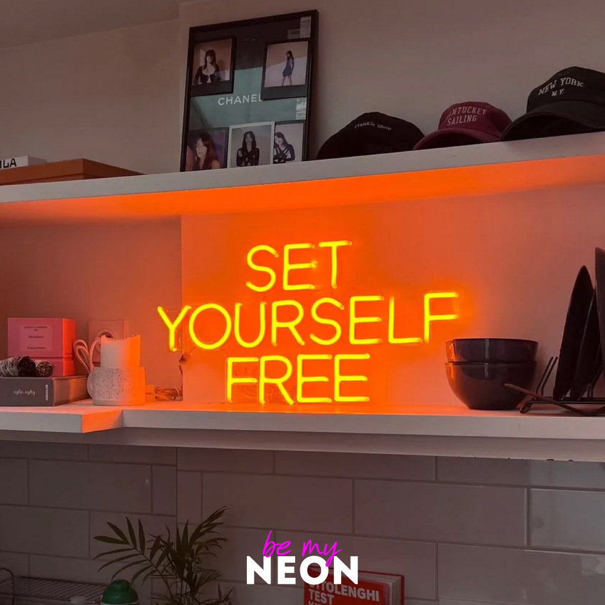 "Set Yourself Free" LED Neonschild