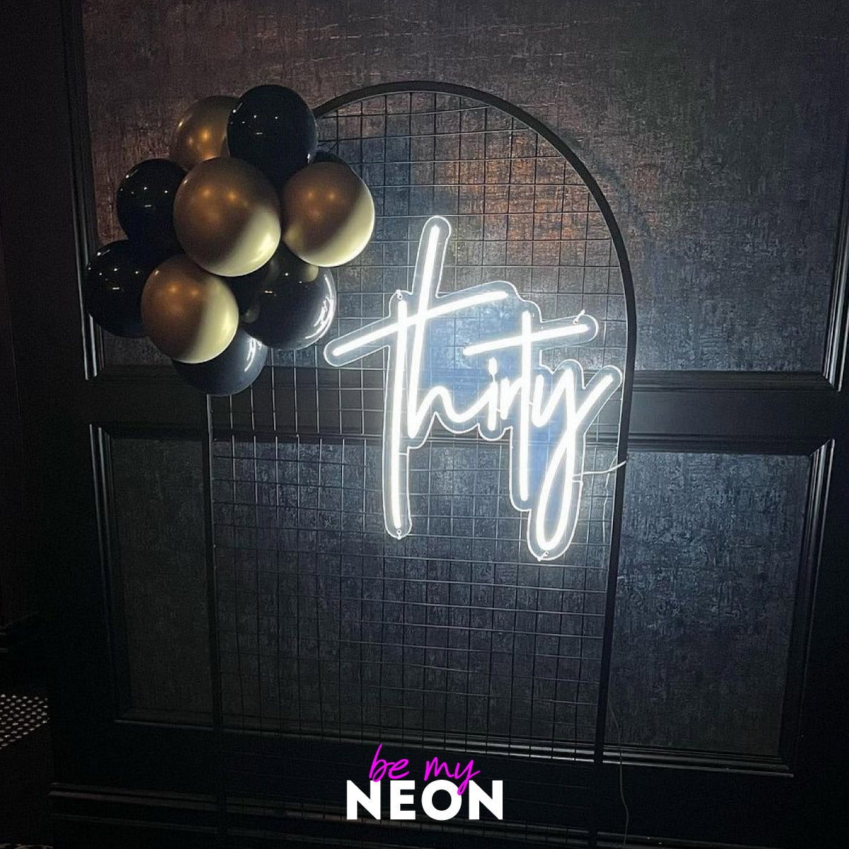 "Thirty" LED Neonschild