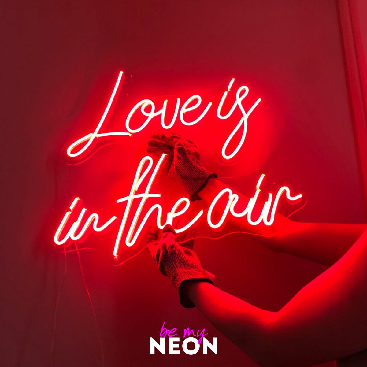"love is in the air." Leuchtmotiv aus LED Neon