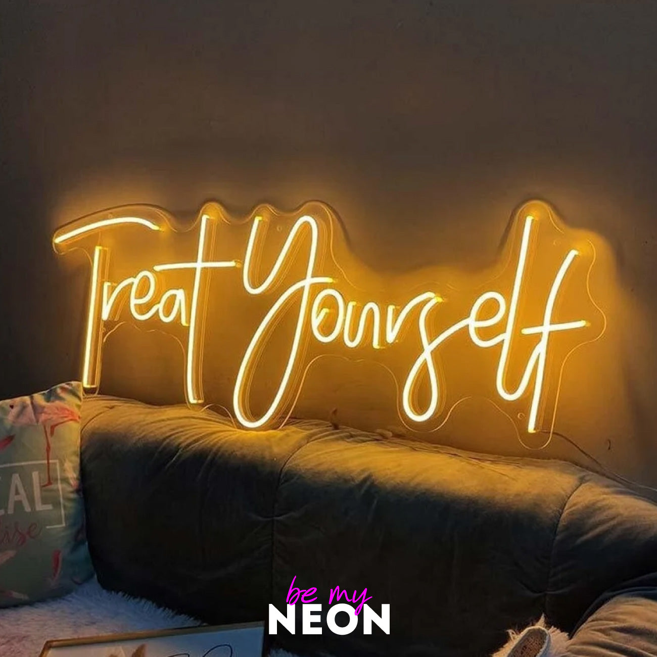 "Treat Yourself" LED Neonschild